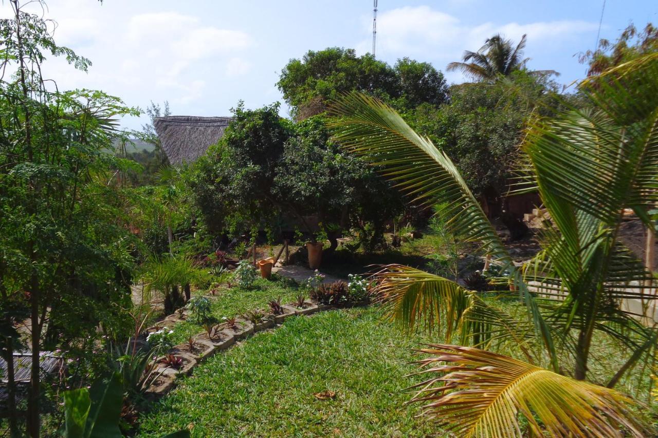 Casa Camaleao Gekko Cottadge Hotel Tofo Exterior photo